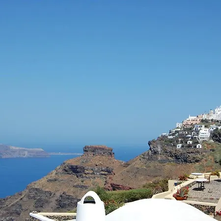 Mezzo: Santorini Honeymoon Retreat With Private Pool And Sea Views Villa